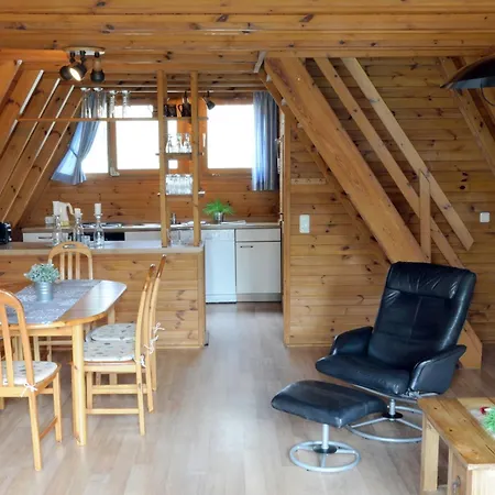 Dağ evi Zinnowitz, Finnhuette Am Ostseestrand *