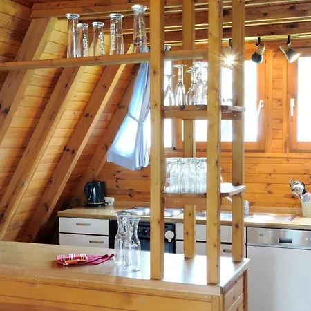 Zinnowitz, Finnhuette Am Ostseestrand