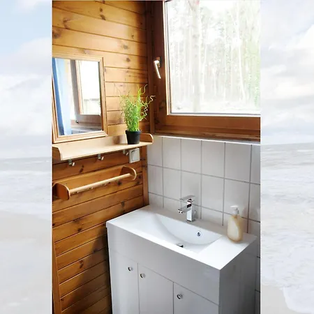 Zinnowitz, Finnhuette Am Ostseestrand * Zinnowitz